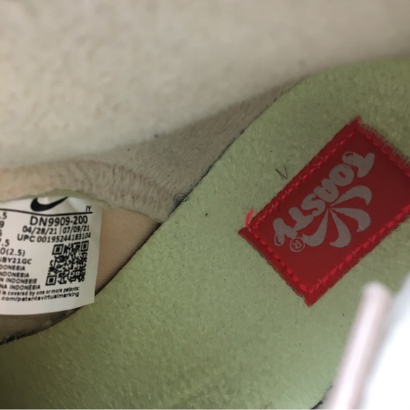 Nike Sneakers Womens Size 8 Pink Dunk High LX DN9909-200 - Picture 9 of 10